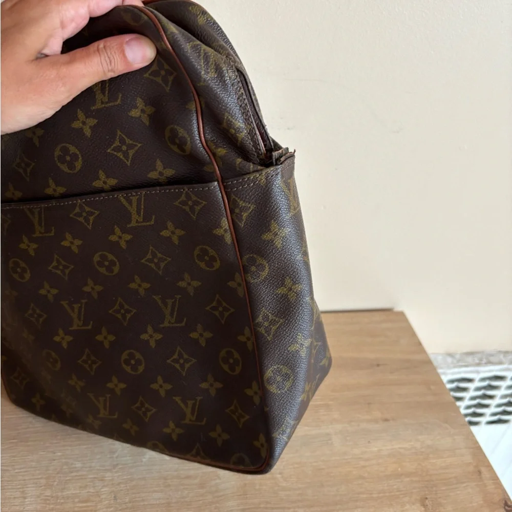Authentic Louis Vuitton clutch monogram - Picture 2 of 7